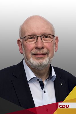 Stellungnahme vom CDU-Stadtverbandsvorsitzenden Dr. Karl Schürmann zum Artikel von Norbert Janßen aus der heutigen RN-Ausgabe.